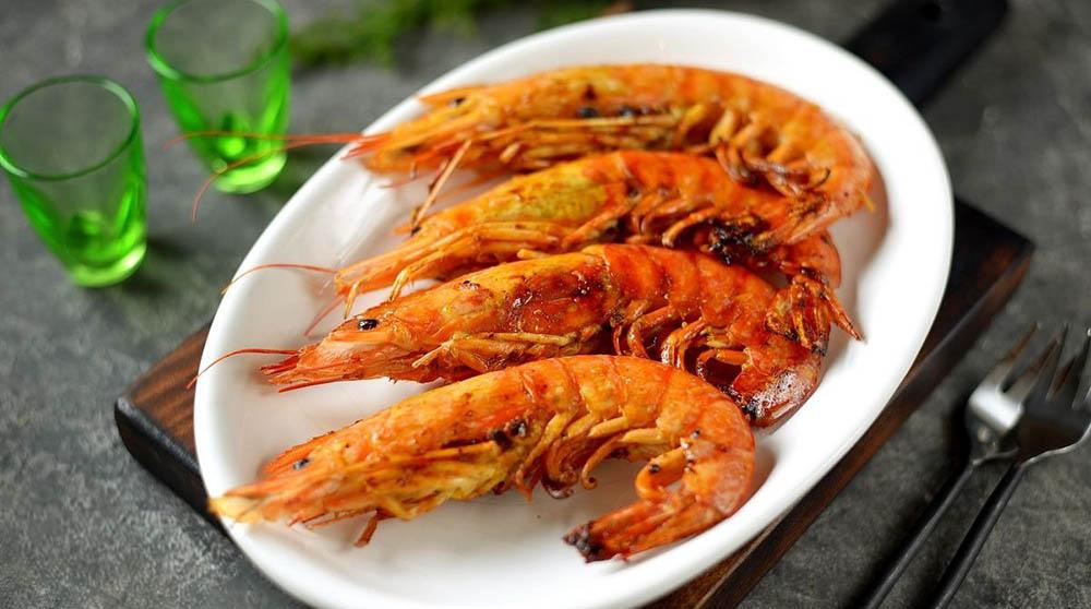 Лангустины с чесноком