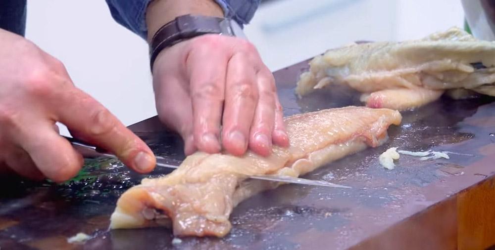 Разделка щуки на филе Мясо щуки для гриля