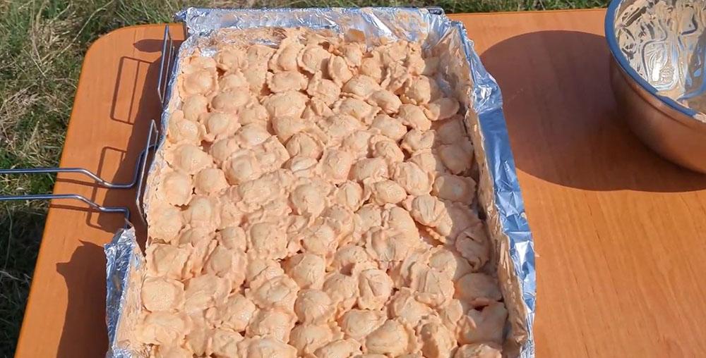 Пельмени в майонезе с кетчупом